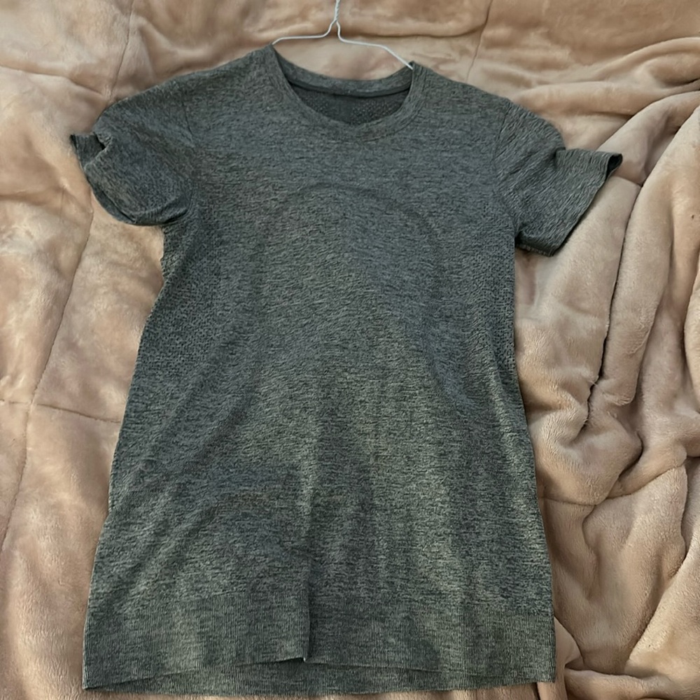Grey Lululemon swiftly